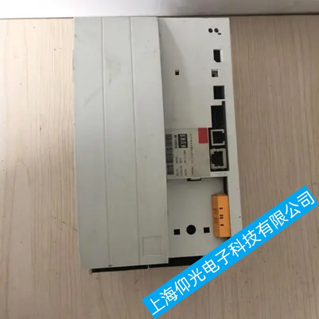 �|ݸKUKA�쿨�C����KR 240 R3330�����^����ϾS�ޱ��B����